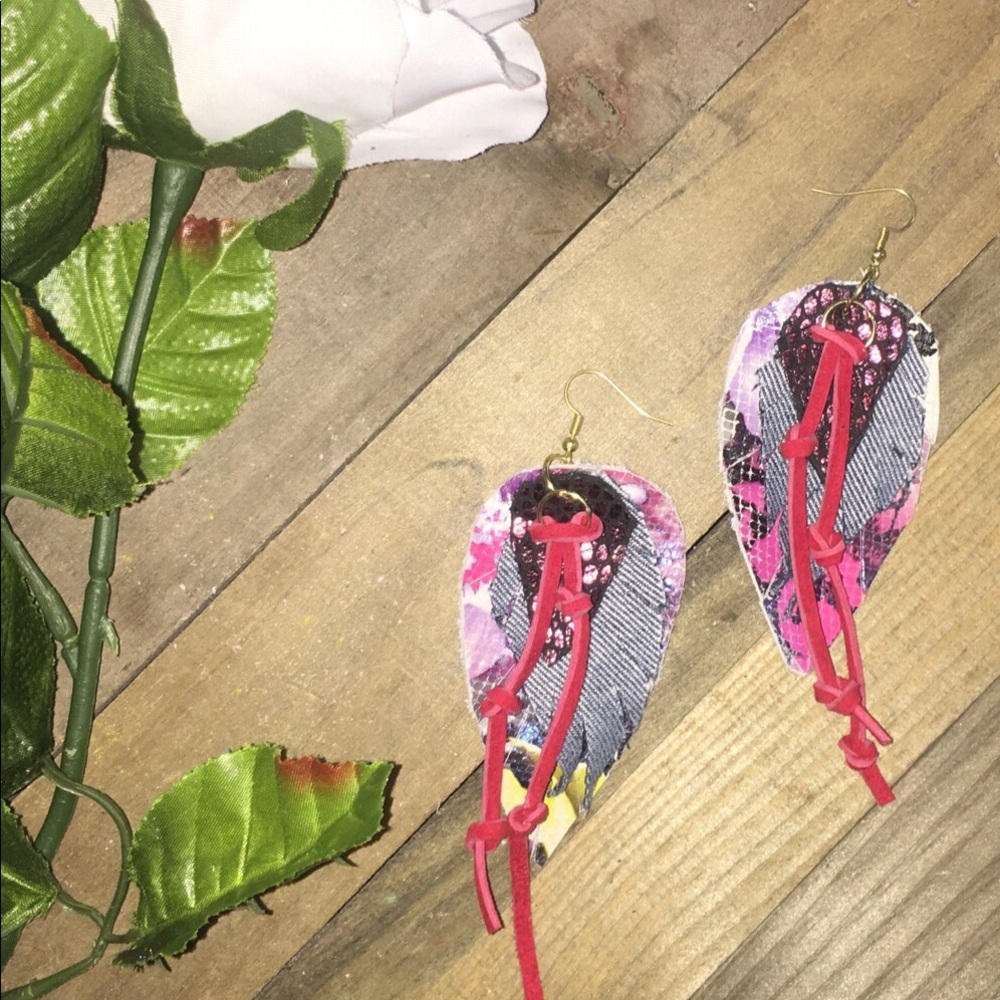 Leather earrings